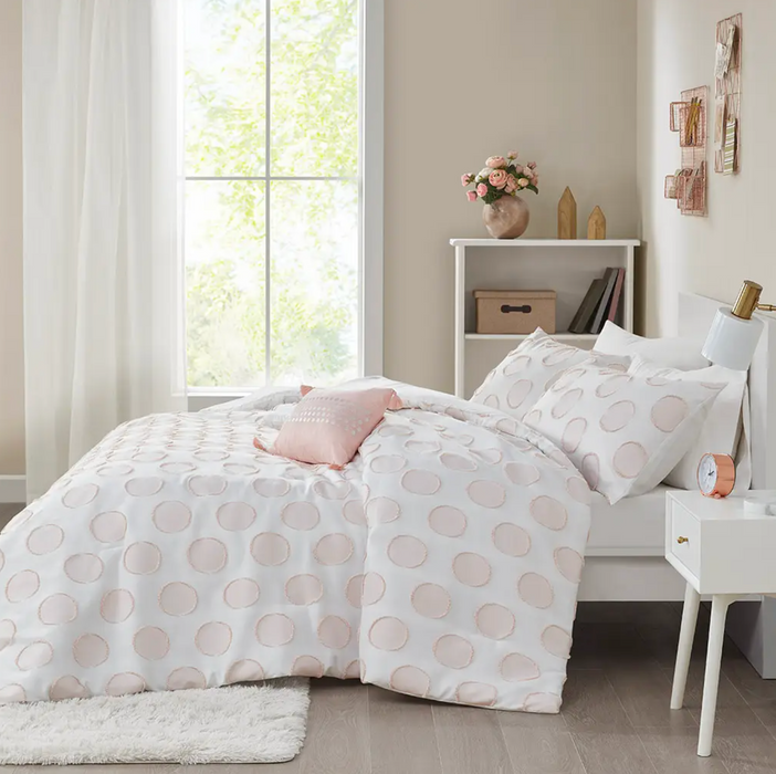 Blush Dot Comforter Set