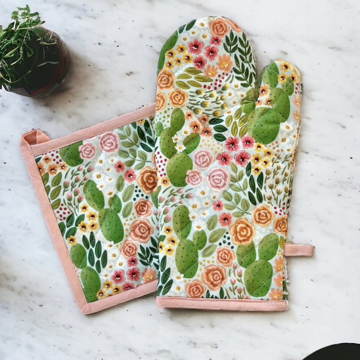 Cactus Blooms Oven Mitt Set