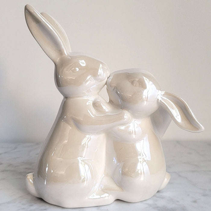 Vintage Kissing Bunnies