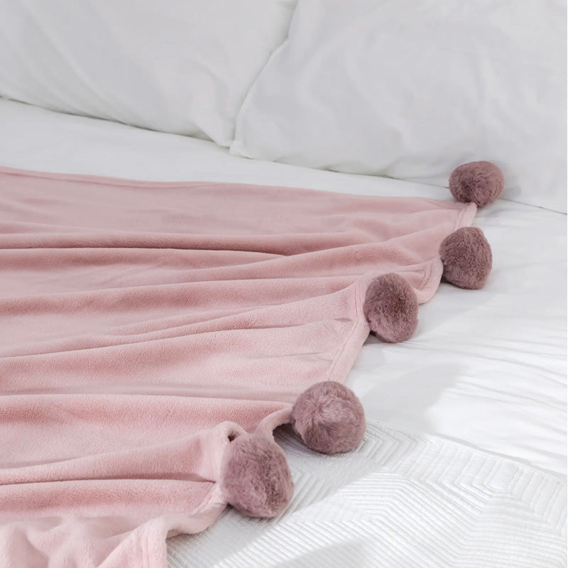 Fleece Pom Pom Throw - [Home_Williams]