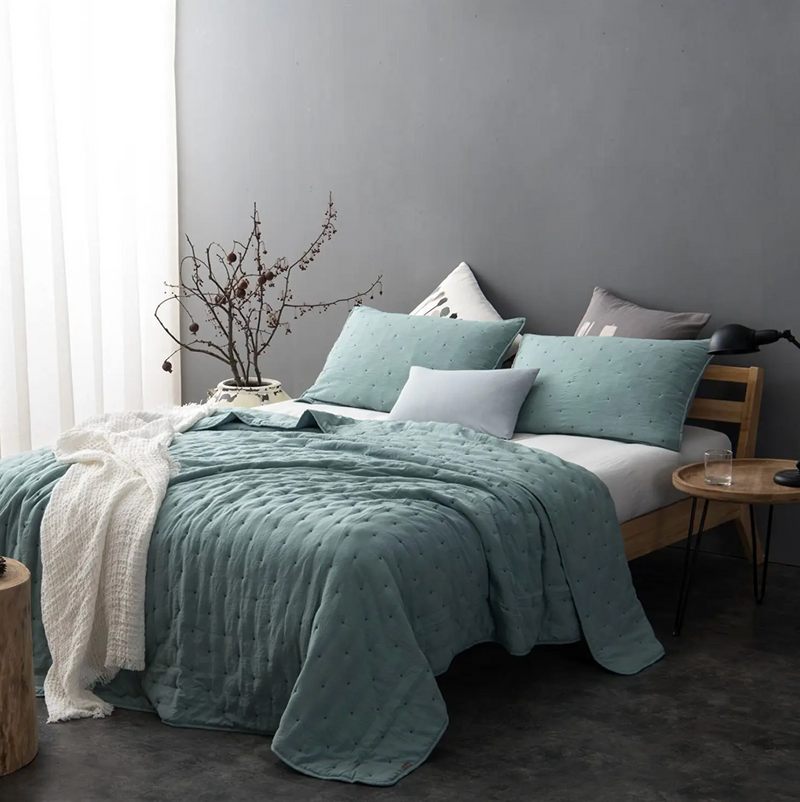 Dot Stitch Stone Washed Quilt Set, Sage