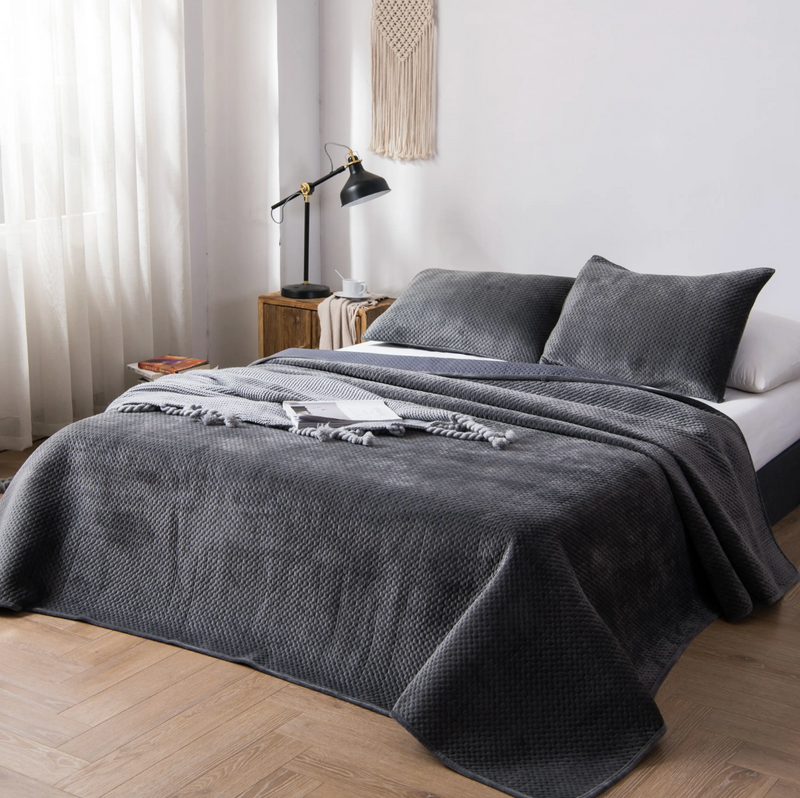 Plush Velvet Quilt Set, Pewter Grey