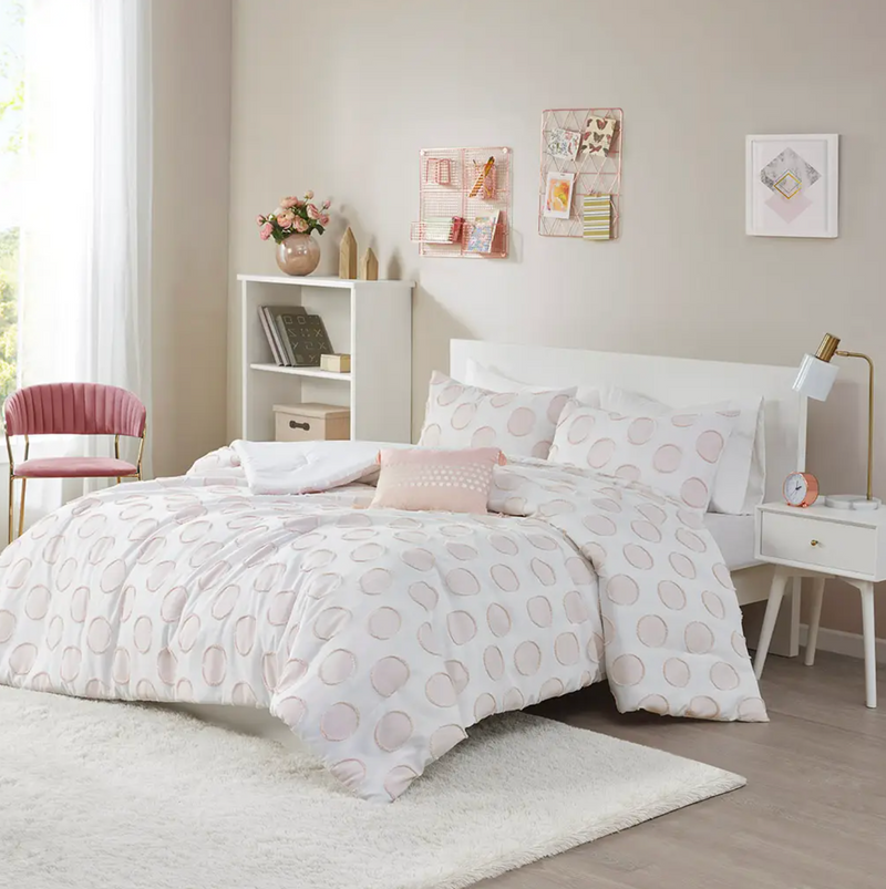 Blush Dot Comforter Set